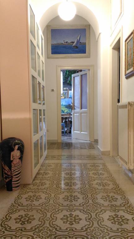Bed & Breakfast Bonaventura ซาแลร์โน ภายนอก รูปภาพ